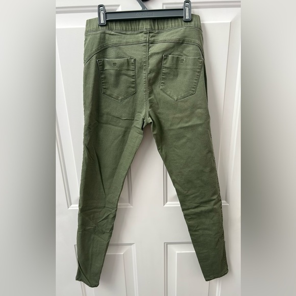 Green Jeggings - Picture 4 of 4